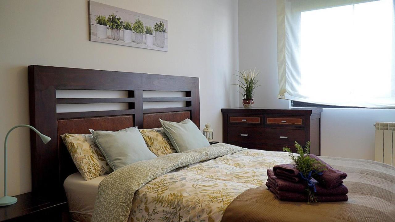 Apartamento Estelas De Cantabria Corrales De Buelna Екстериор снимка